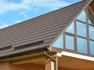 Know the pros and cons of a metal roof